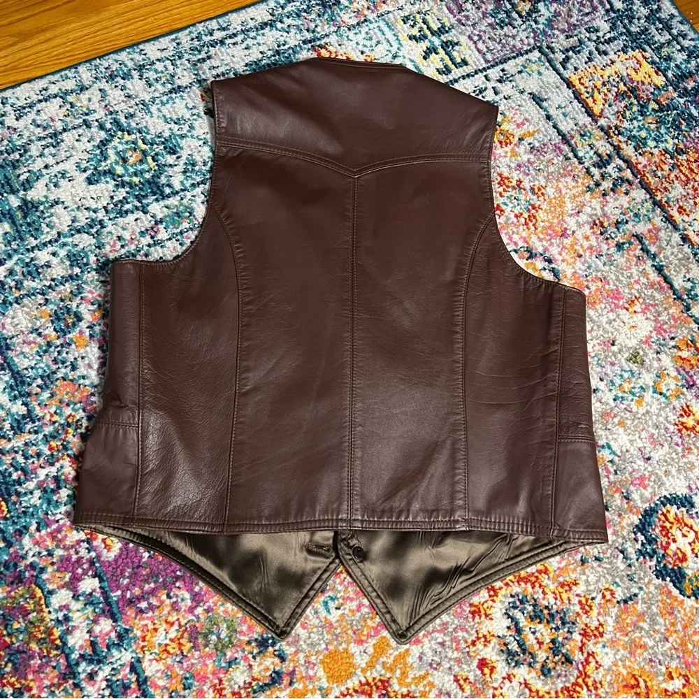 Reed Sportswear stylish versatile